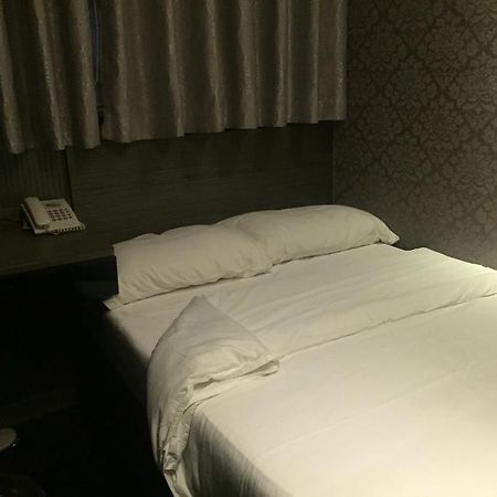 K & B Hostel Гонконг Экстерьер фото