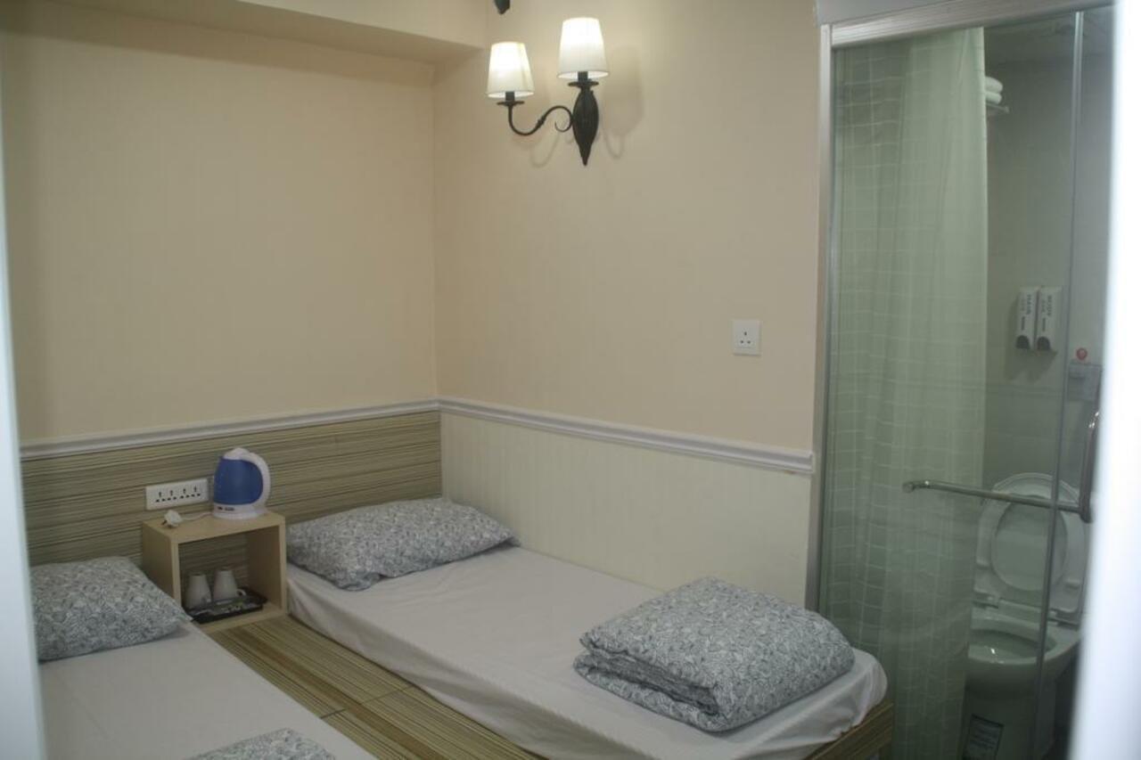 K & B Hostel Гонконг Экстерьер фото